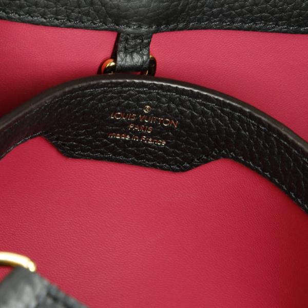 Louis Vuitton Capucines Bag Leather PM